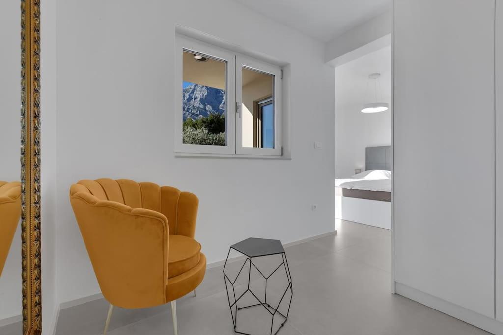 Apartman Delux With Private Pool - Makarska Exklusiv Tucepi Exterior photo